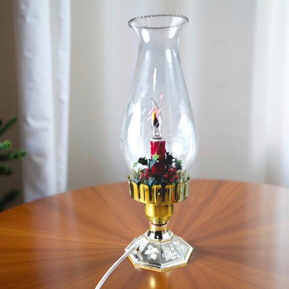 Vintage Electric Christmas Hurricane Lamp With Etched Glass Shade Holly & Berry - Picture 3 of 11